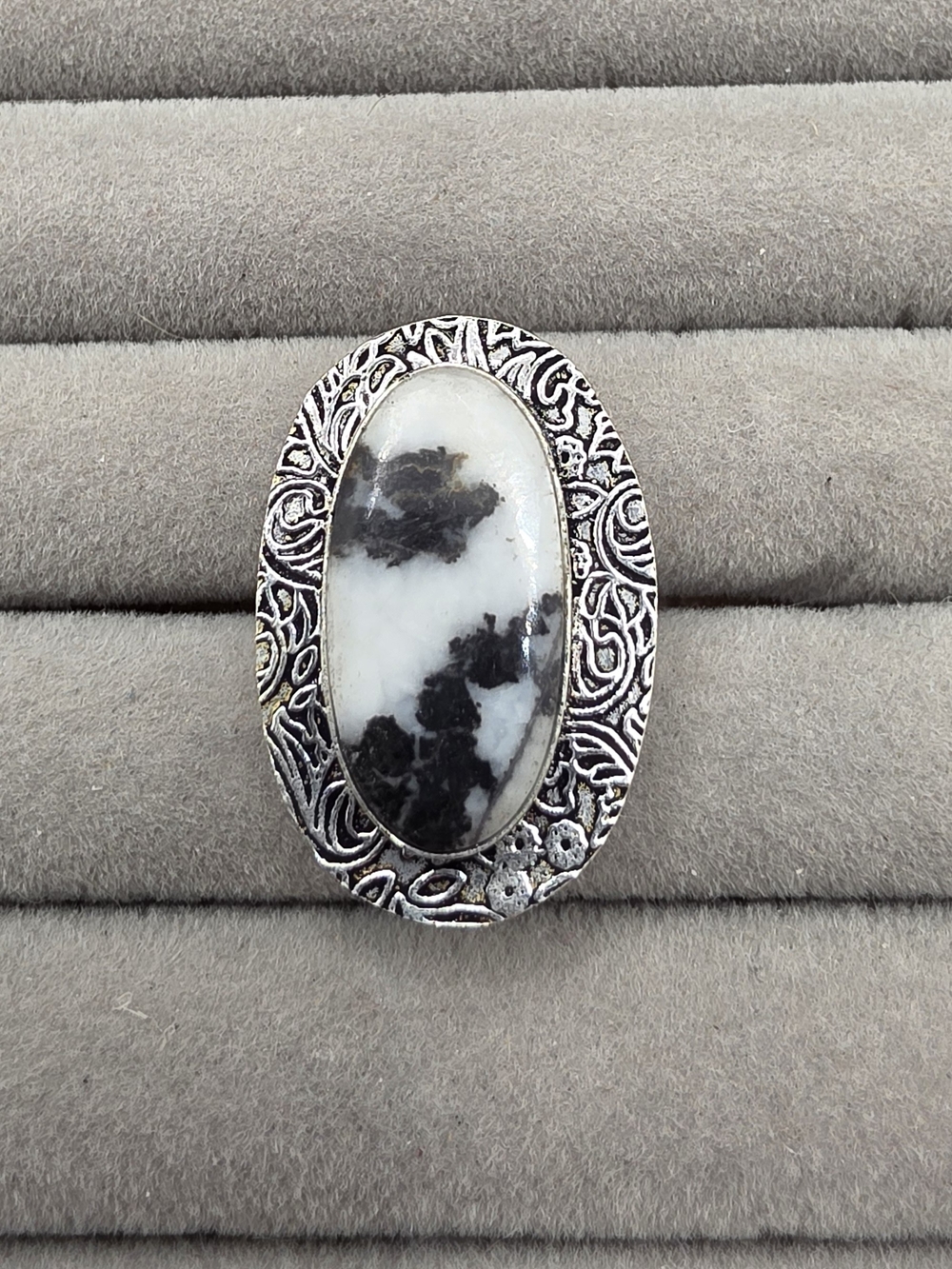 Silver Plated Zebra Jasper Black and White Stone Oval Statement Ring Size 7 1/4